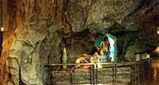 大境洞窟ジオラマ