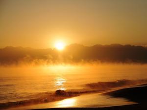 島尾海岸からの朝日