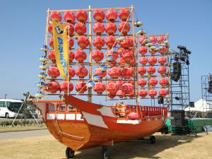魚提灯山車